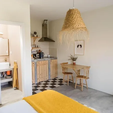 منزل ريفي Casa Da Aldeia - Small House -terra - Peniche - Baleal *