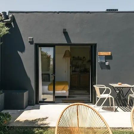 Casa Da Aldeia - Small House -terra - Peniche - Baleal منزل ريفي *